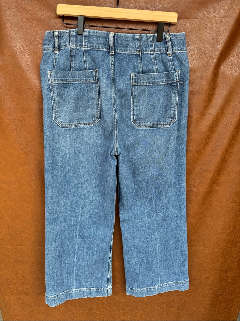 Pilcro The Skipper Wide Leg Crop Jeans | Size 30 | High Rise - Picture 2 of 7